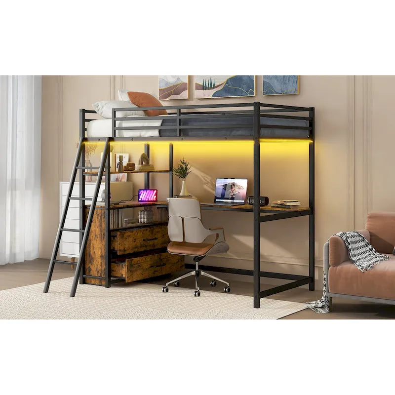 Letto a soppalco singolo in metallo e legno con scrivania e mensole, due cassetti integrati, luci LED e stazione di ricarica USB