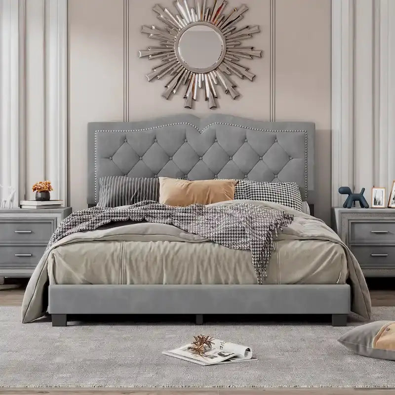 Struttura Letto Imbottita Queen Size con Design a Rivetti, Moderno Letto a Piattaforma in Velluto con Testiera Trapuntata, Grigio