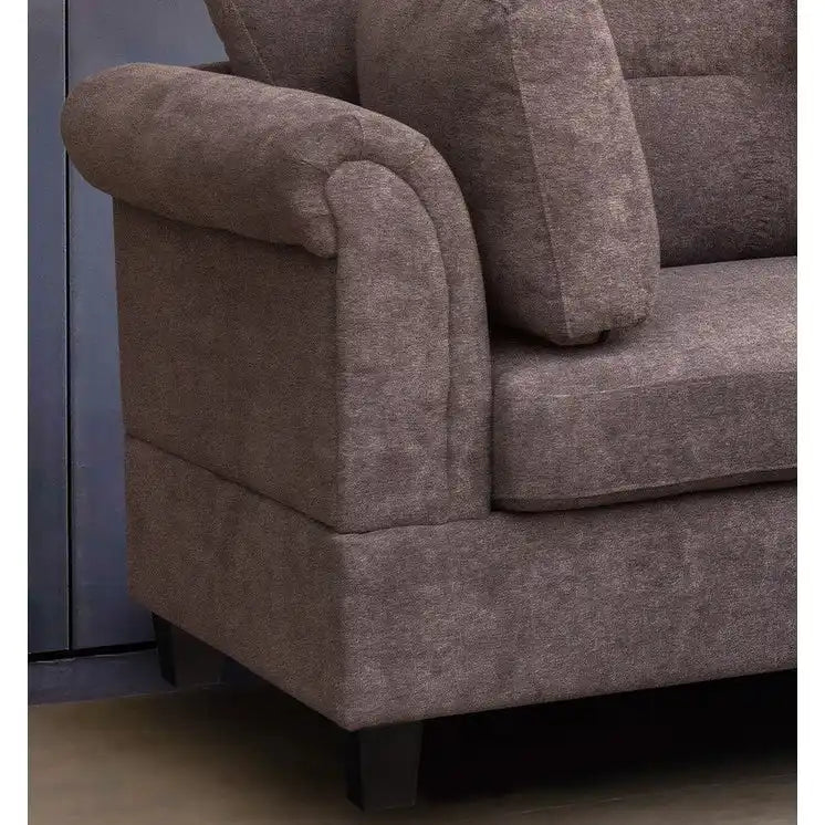 Divano sezionale in tessuto Diego 103.5 con chaise longue a destra, pouf contenitore e 2 cuscini decorativi