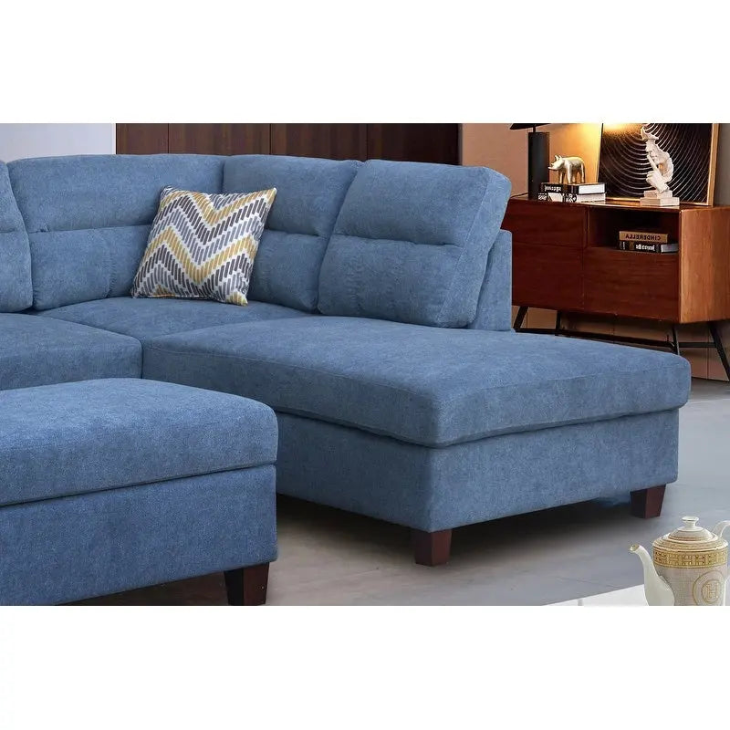 Divano sezionale in tessuto Diego 103.5 con chaise longue a destra, pouf contenitore e 2 cuscini decorativi