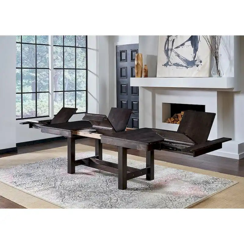 Collezione da pranzo North Mills in legno massello da 7 pezzi